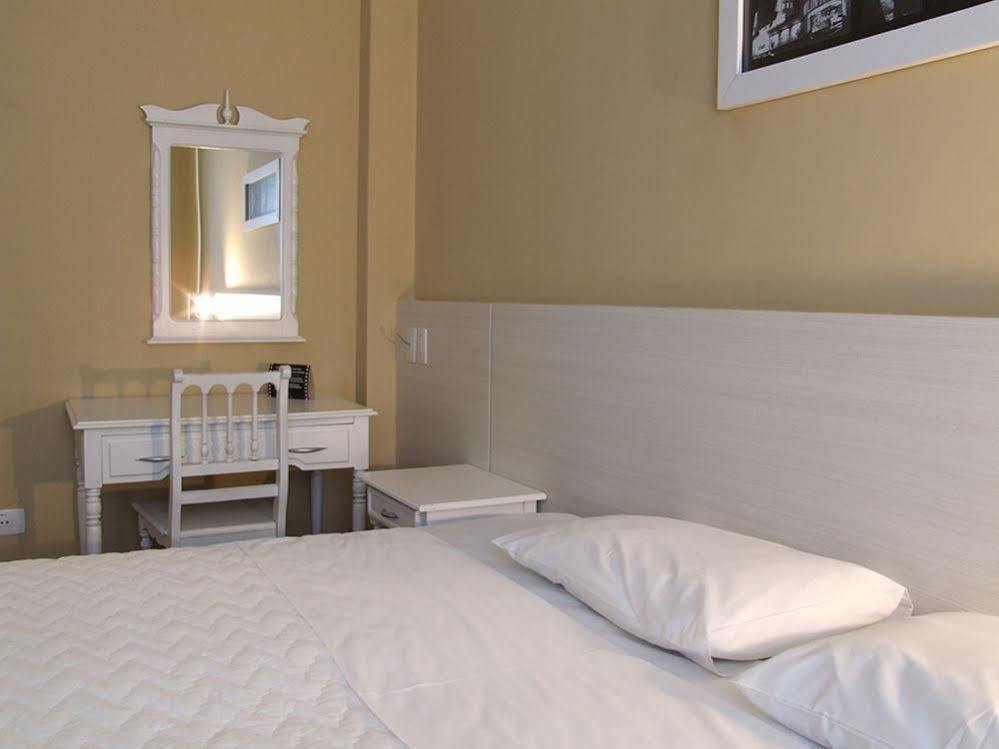 Hotel Emacite Flex Мафра Екстер'єр фото